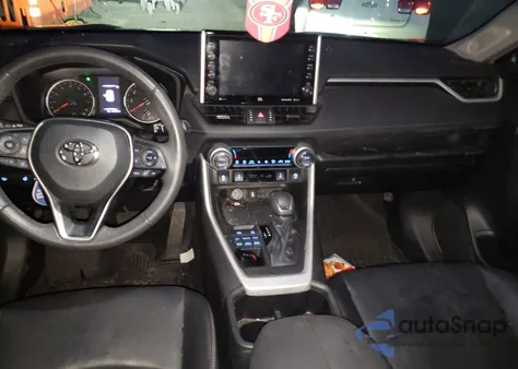 2022 Toyota Rav4 Xle Premium from USA, damaged, VIN 2T3A1RFV7NW256681